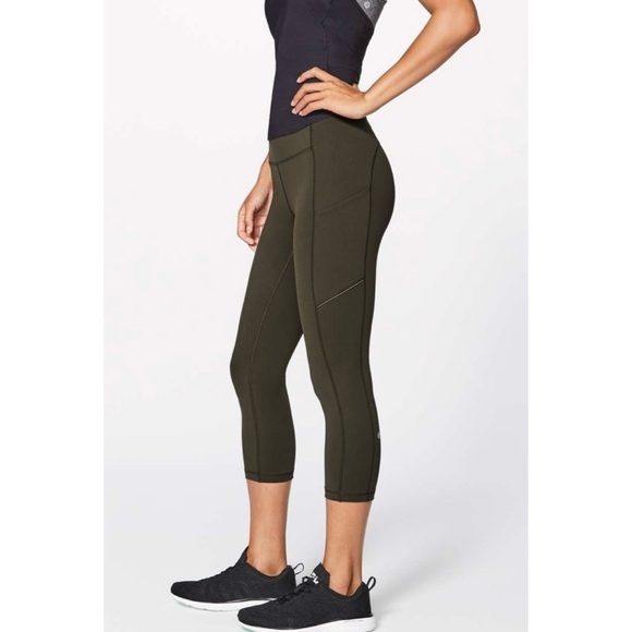 Lululemon Speed Up Crop *21" Dark Olive
